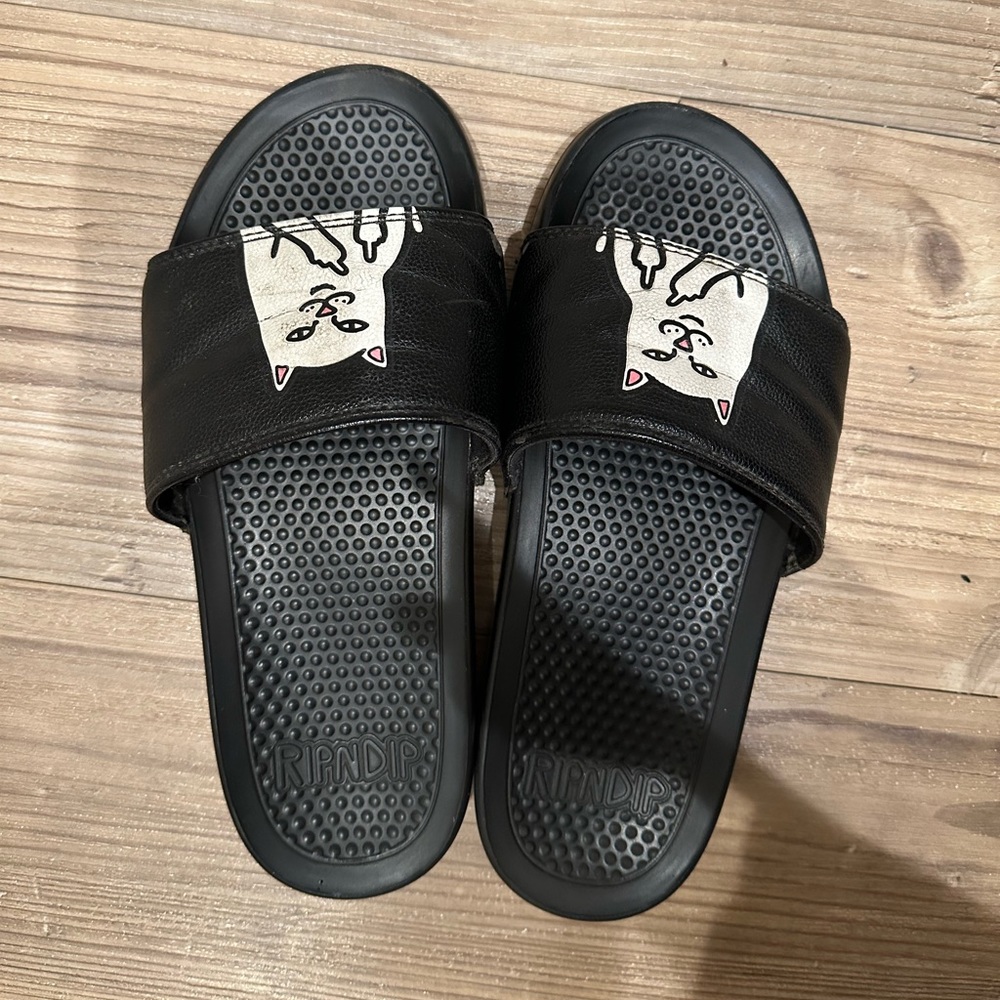Rip and Dip slippers